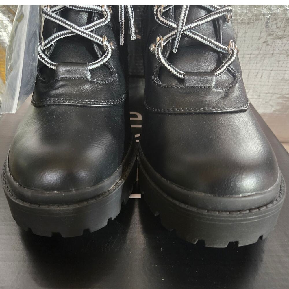 NWT Torrid Fur Hiker Bootie Chunky Black Block Boots Shoe Plus Size: 11.5 Wide - Picture 8 of 8